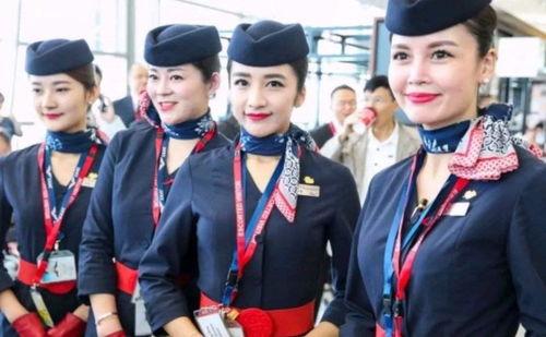国产航空公司空姐视频,揭秘国产航空公司空姐的优雅瞬间  第3张