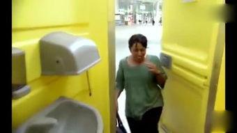 偷窥国产美女上厕所视频,揭秘偷窥国产美女上厕所视频的黑暗面  第2张